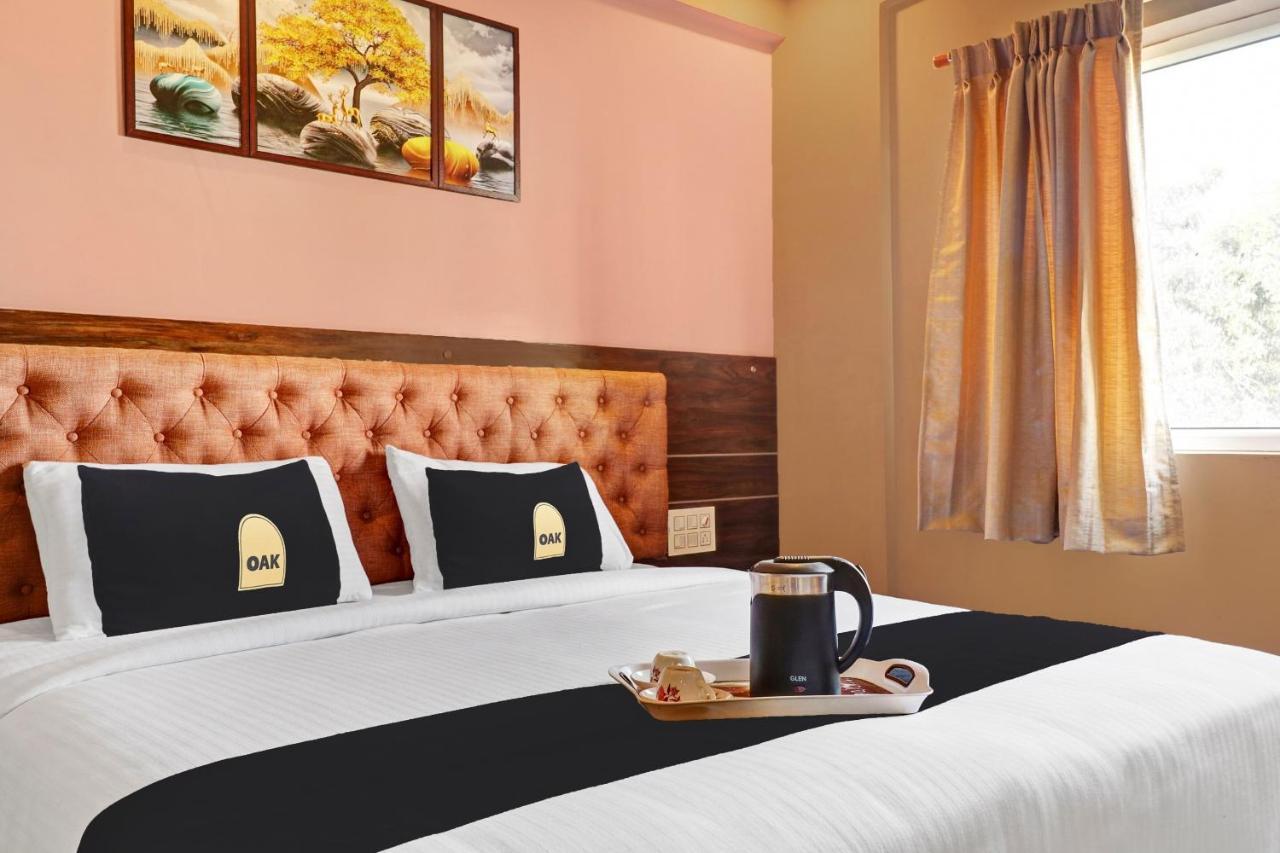 Townhouse Oak Dreamland Suites Yelahanka Εξωτερικό φωτογραφία